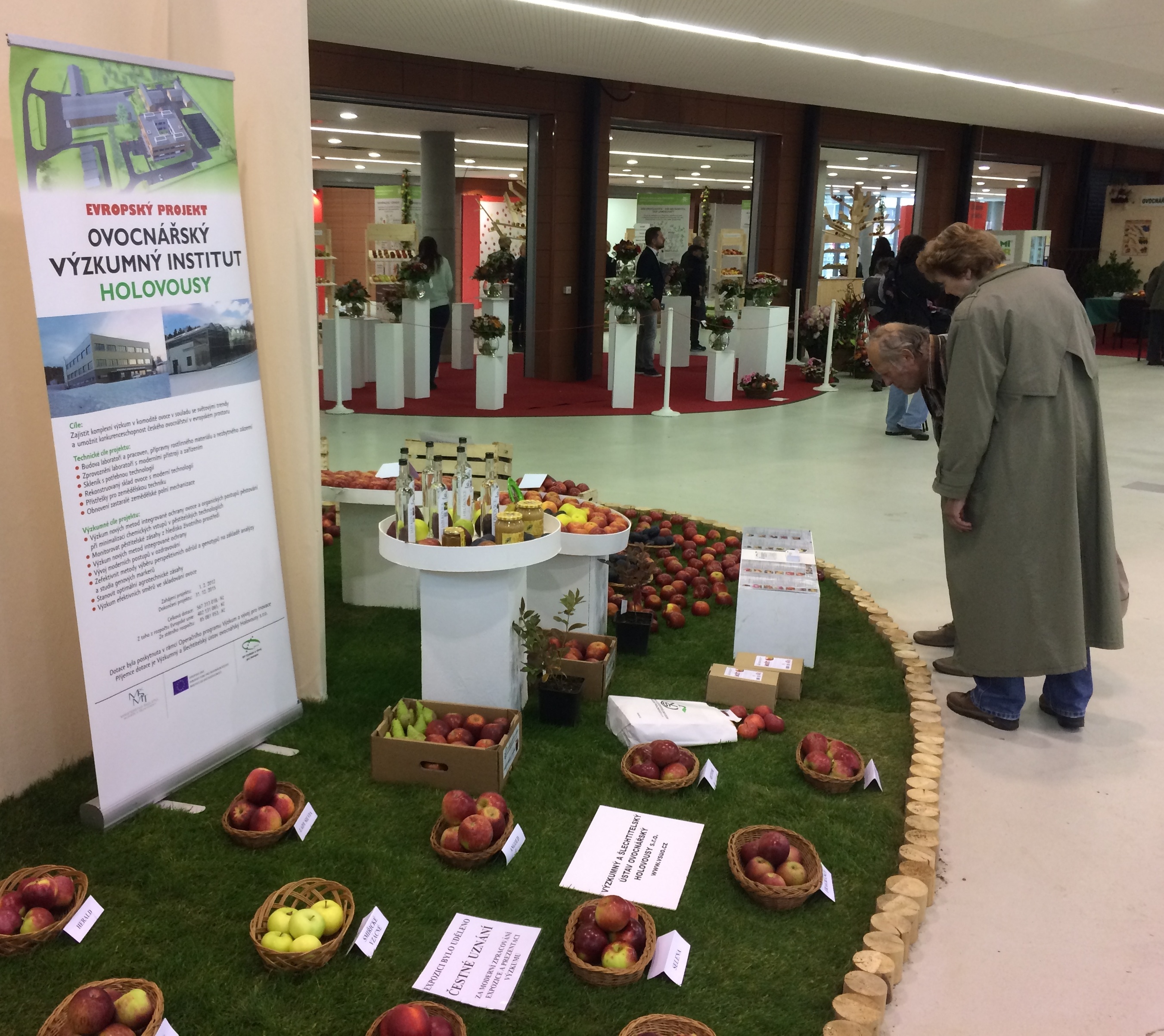VŠÚO oceněn na výstavě Flora Olomouc 2017